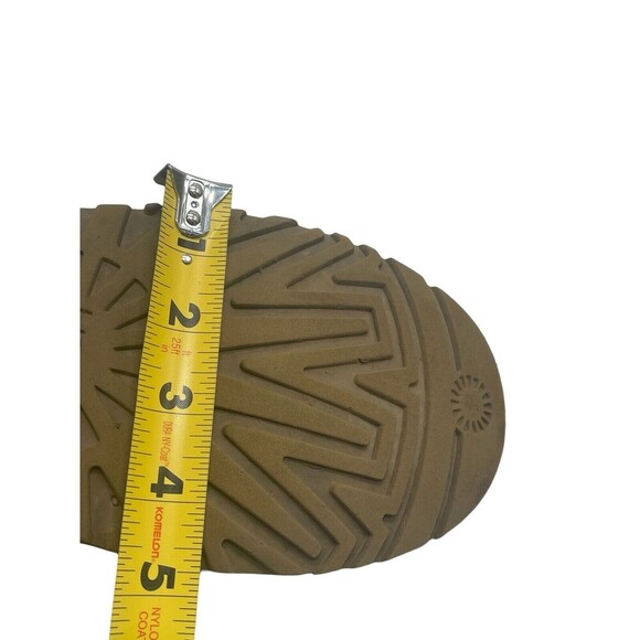 UGG Neumel Suede Womens Sz 11 Men’s Sz 9Chukka Boots Chestnut Brown Lace-Up Logo - Picture 12 of 16